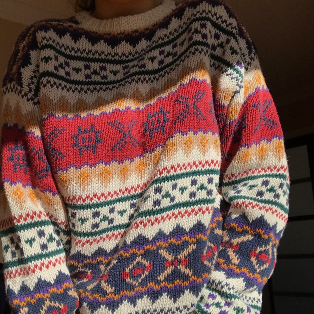 2/$20🦋 KNIT PATTERNED SWEATER